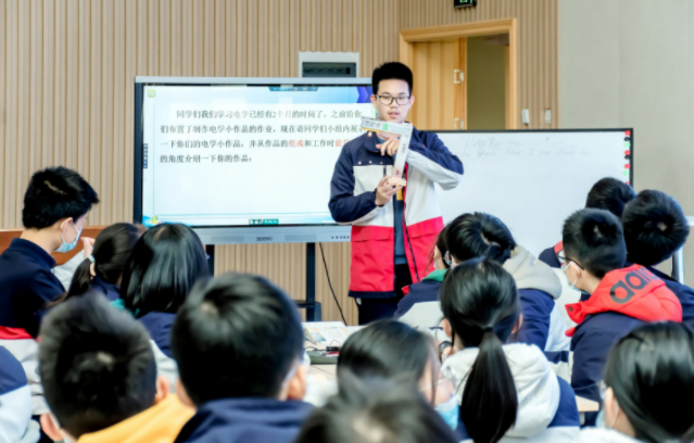 百场能者为师优秀课程进社区让优质教育资源惠