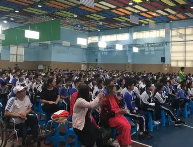 施行定制式交融为残疾学生供给技能培养工作转