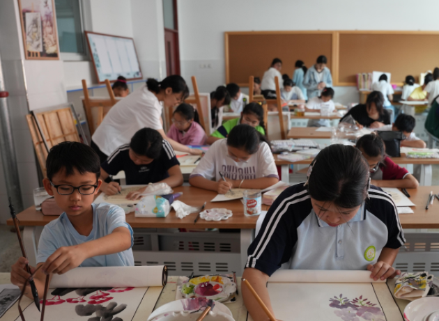 数字红利惠及城乡每一名学生为区域教育高质量