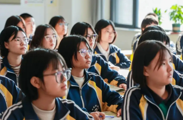 引导学生层层深化破解难题这种技能才能正在创